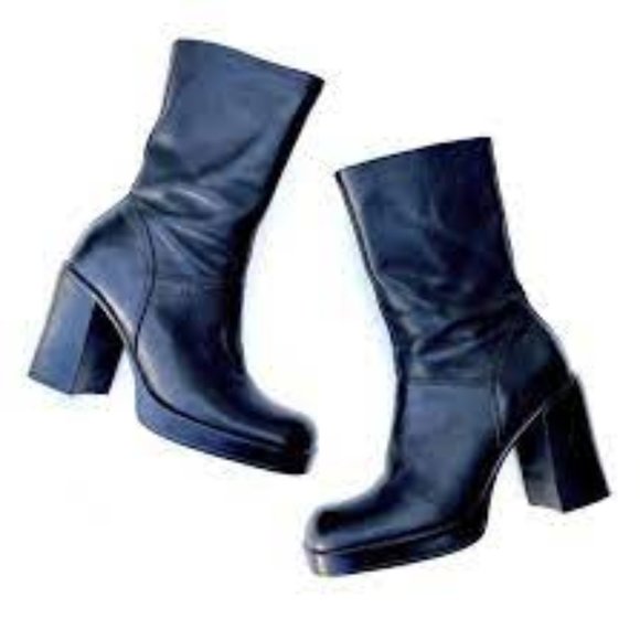 Steve Madden Shoes - Vintage X Steve Madden 90s FANTASY chunky heeled platform black leather boots